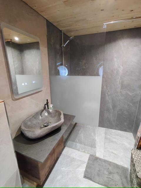 Hobbithoehle Apartamento *