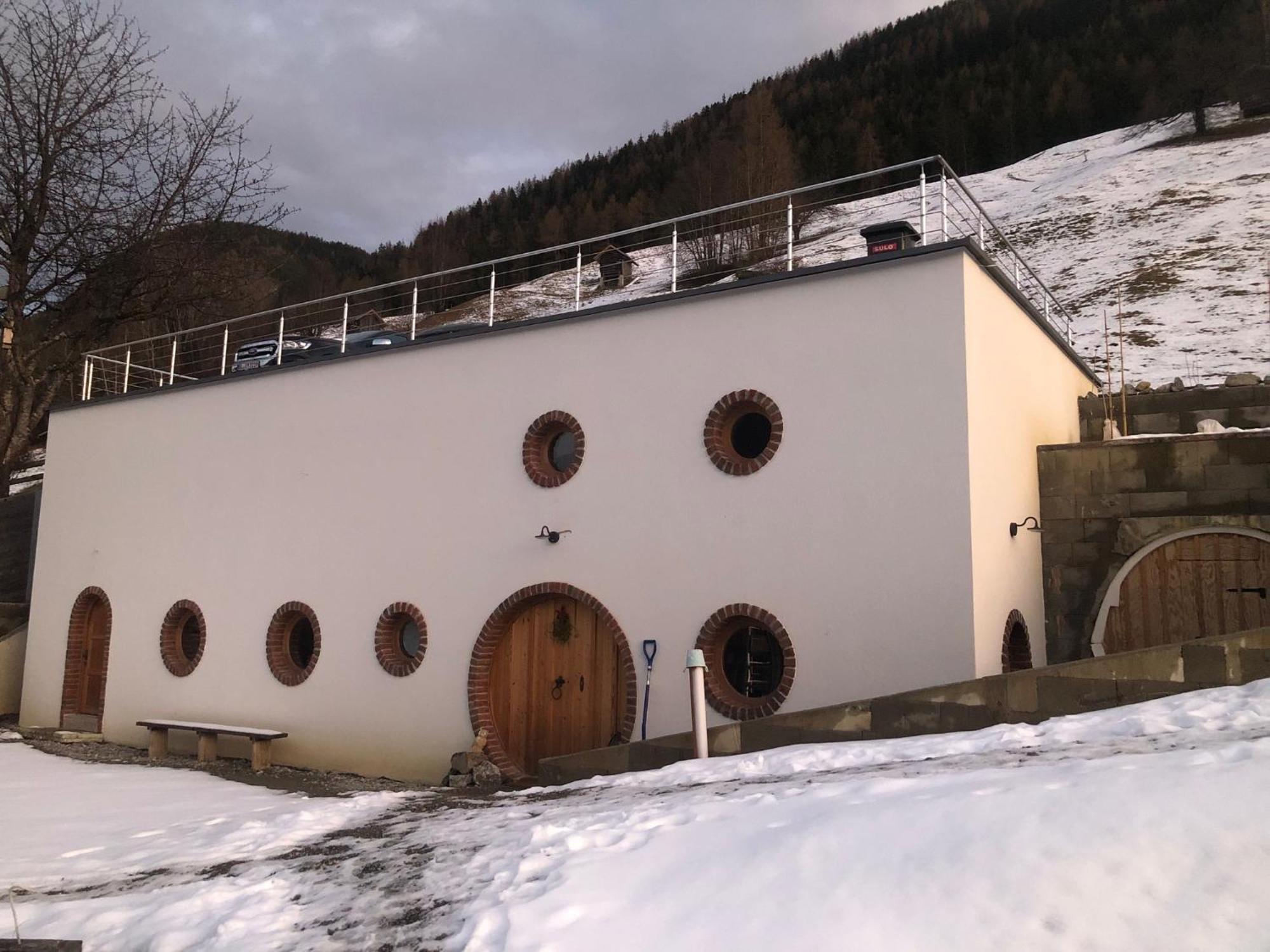 Hobbithoehle * Imsterberg